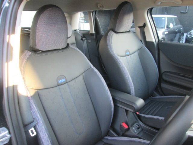 BMW MINI COOPER 5DOOR 2025 Image 31