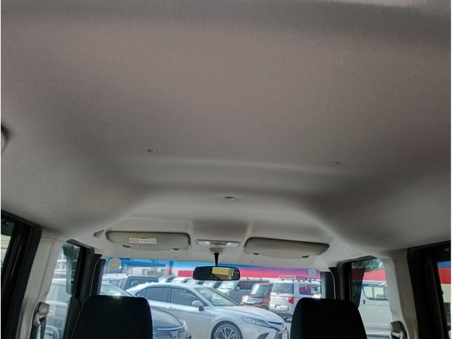 HONDA N BOX CUSTOM 2017 Image 31