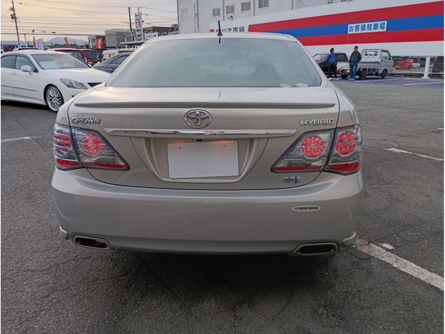 TOYOTA CROWN SEDAN HYBRID 2008 Image 31