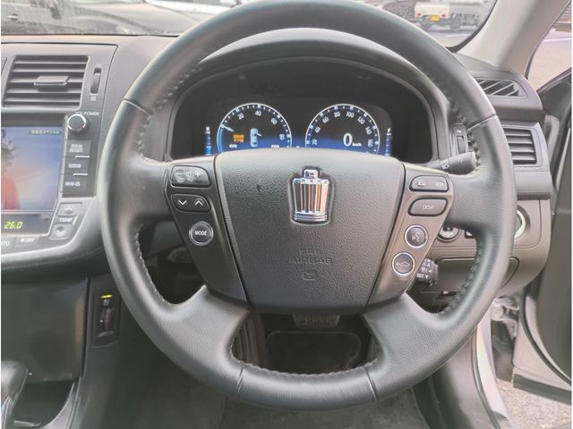 TOYOTA CROWN SEDAN HYBRID 2008 Image 31