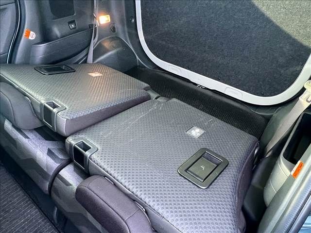 DAIHATSU TANTO FAN CROSS 2024 Image 31