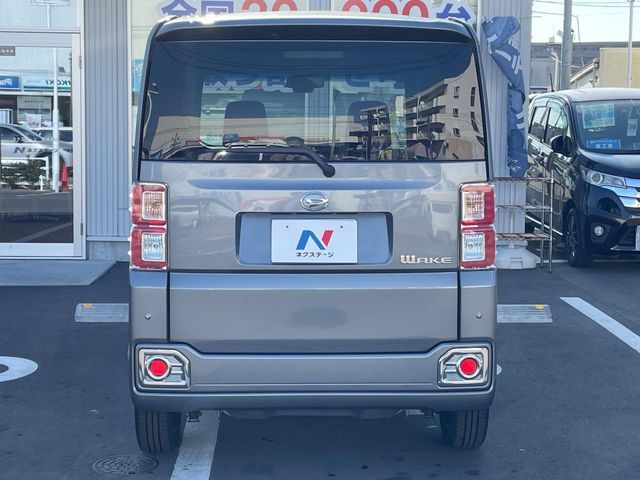 DAIHATSU WAKE 2016 Image 31