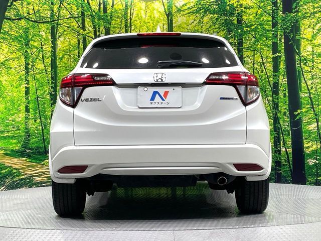 HONDA VEZEL HYBRID 2016 Image 31