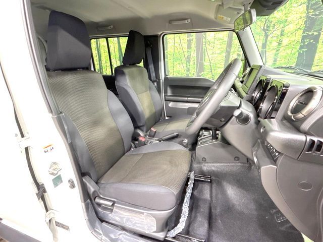 SUZUKI JIMNY NOMADE 2025 Image 31