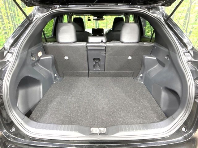 TOYOTA YARIS CROSS HYBRID 2025 Image 31