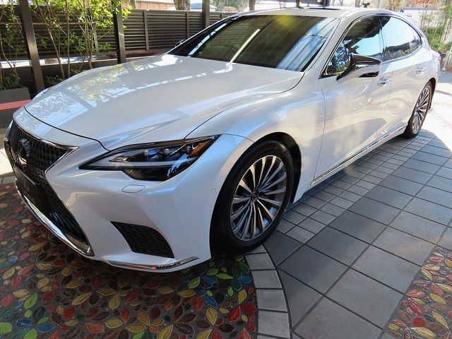TOYOTA LEXUS LS500H 2024 Image 31
