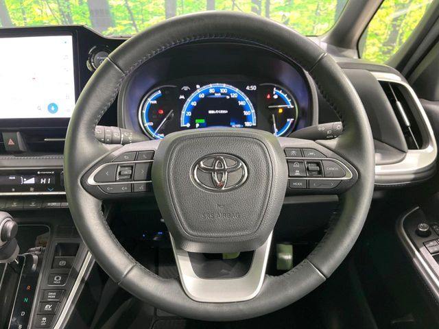 TOYOTA VOXY HYBRID 4WD 2023 Image 31