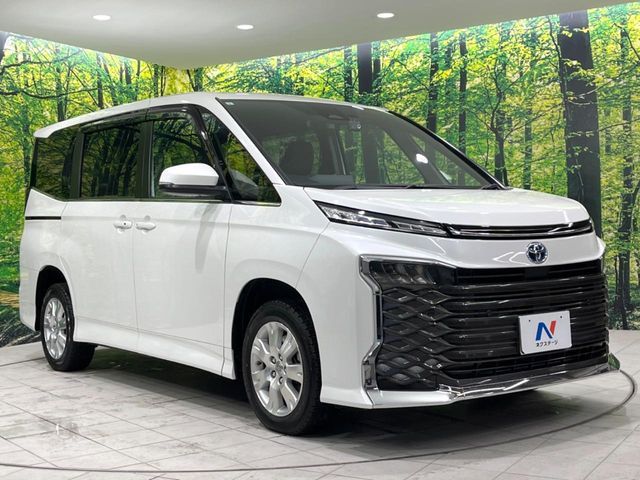 TOYOTA VOXY HYBRID 4WD 2023 Image 31