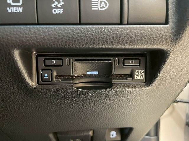 TOYOTA HARRIER HYBRID 2023 Image 31