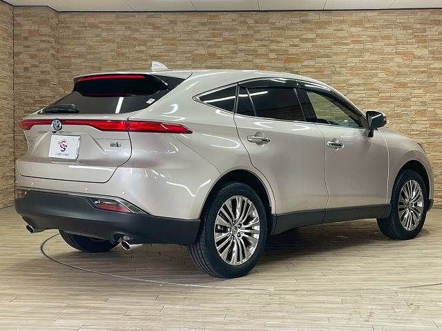 TOYOTA HARRIER HYBRID 2023 Image 31
