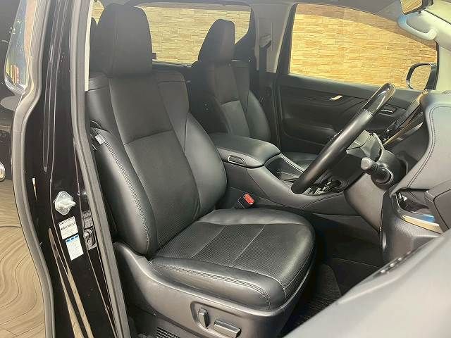 TOYOTA VELLFIRE  HYBRID 4WD 2019 Image 31