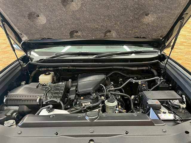 TOYOTA LANDCRUISER PRADO 2022 Image 31