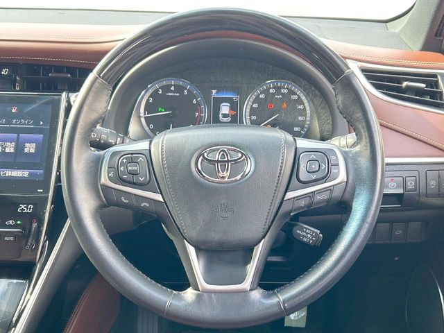 TOYOTA HARRIER 2WD 2018 Image 31