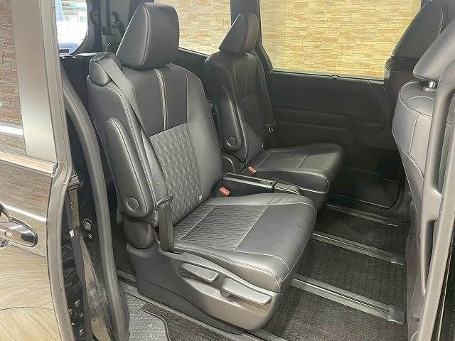 TOYOTA NOAH HYBRID 2022 Image 31