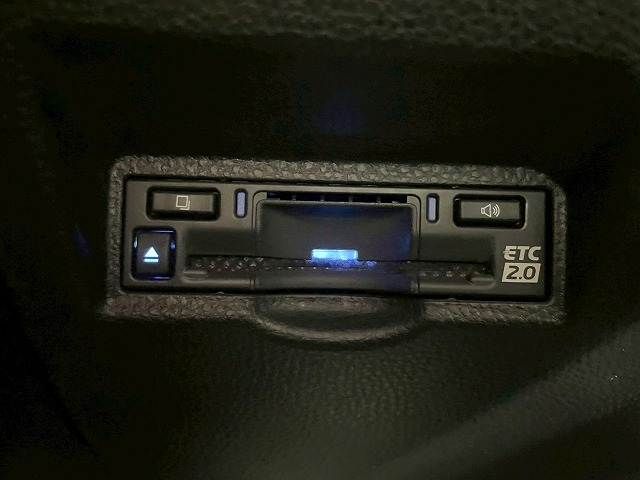 TOYOTA NOAH HYBRID 2022 Image 31