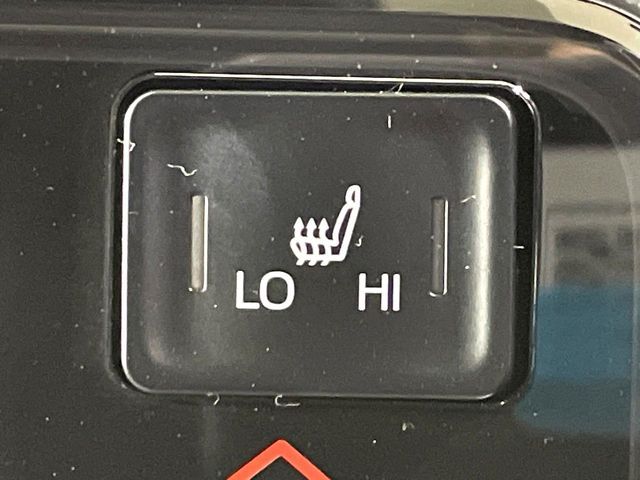 TOYOTA VOXY HYBRID 2023 Image 31