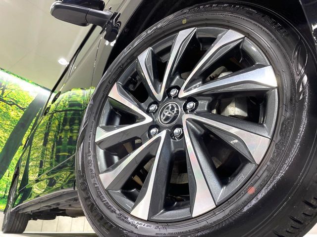 TOYOTA VOXY HYBRID 2023 Image 31