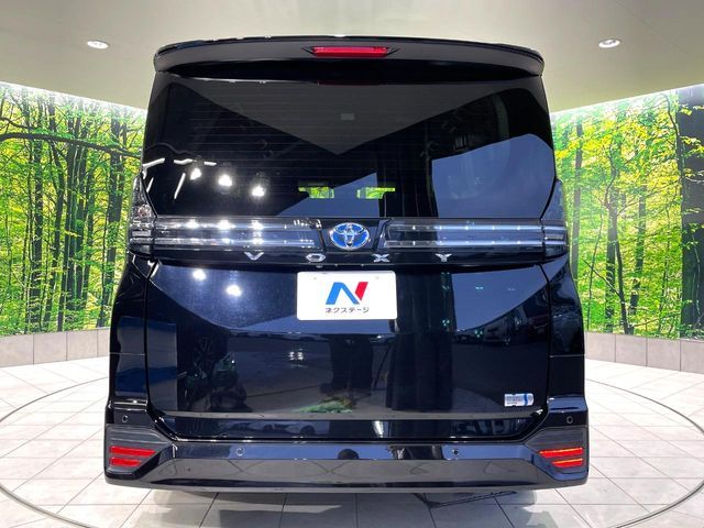 TOYOTA VOXY HYBRID 2023 Image 31