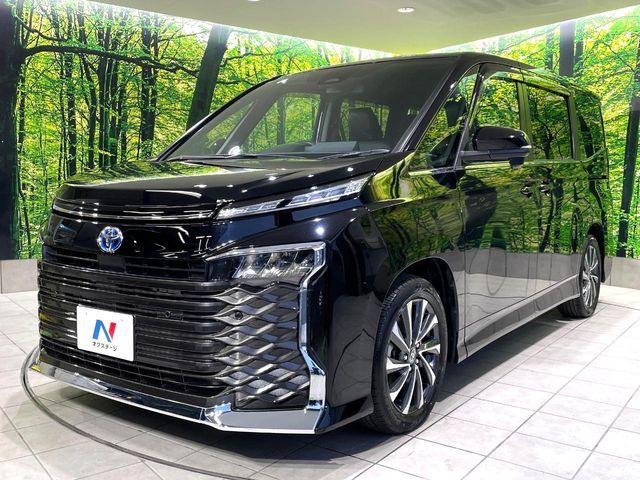 TOYOTA VOXY HYBRID 2023 Image 31