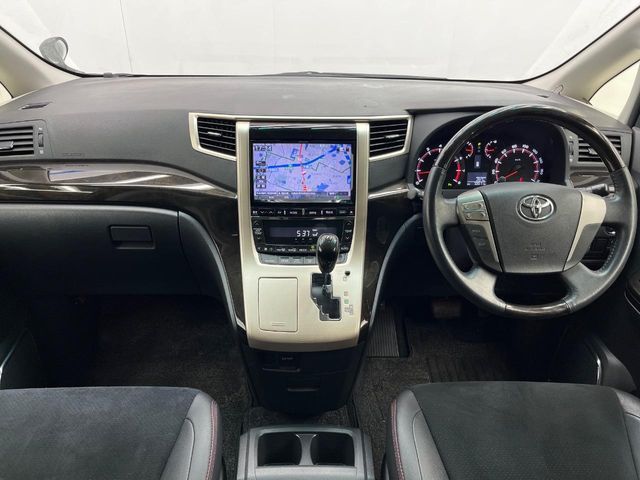 TOYOTA VELLFIRE 2013 Image 31