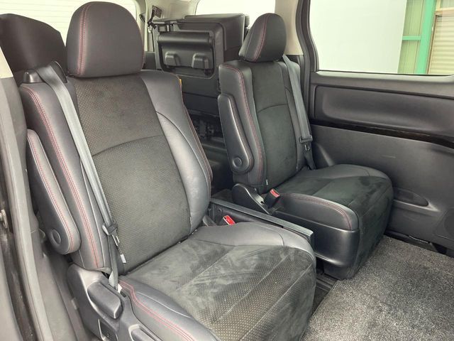 TOYOTA VELLFIRE 2013 Image 31