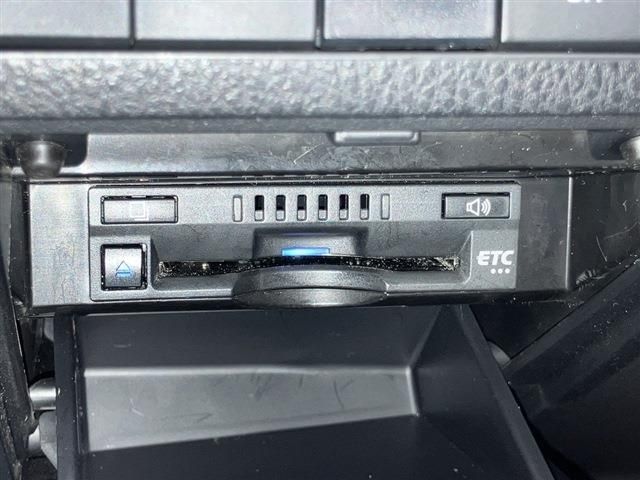 TOYOTA CAMRY HYBRID 2021 Image 31