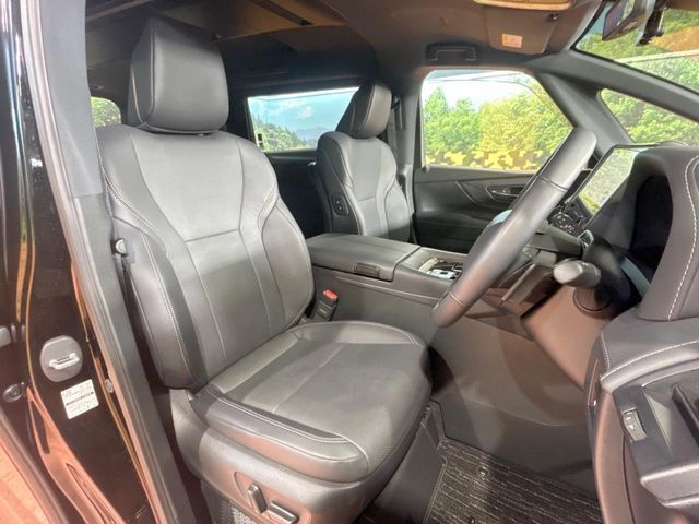 TOYOTA ALPHARD HYBRID 2023 Image 31