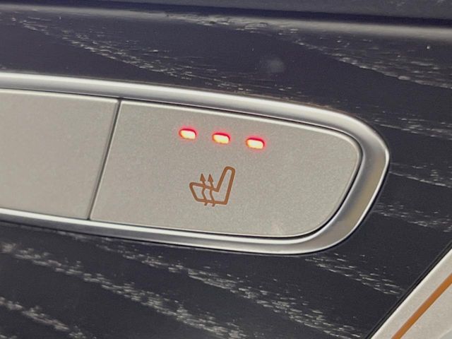 MERCEDES BENZ C CLAS 2018 Image 31