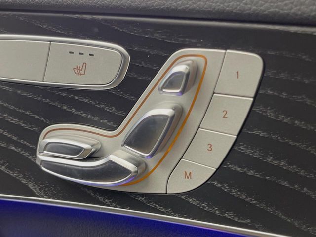 MERCEDES BENZ C CLAS 2018 Image 31