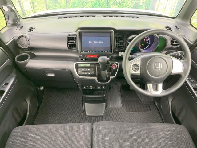 HONDA N BOX 2017 Image 31