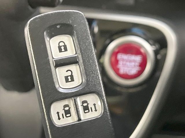 HONDA N BOX 2017 Image 31