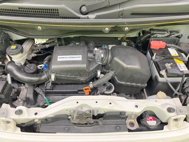 HONDA N BOX 2017 Image 31