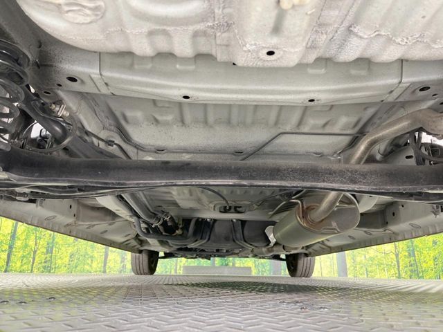 HONDA N BOX 2017 Image 31