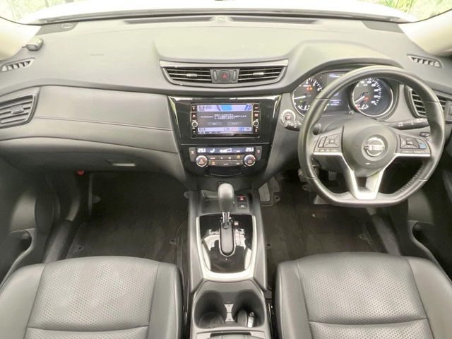 NISSAN X-TRAIL 2WD 2018 Image 31