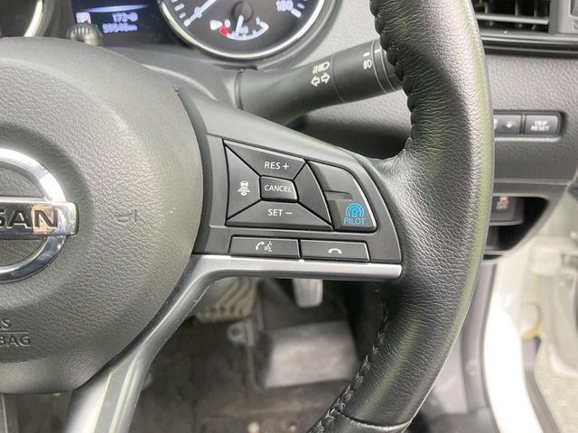 NISSAN X-TRAIL 2WD 2018 Image 31