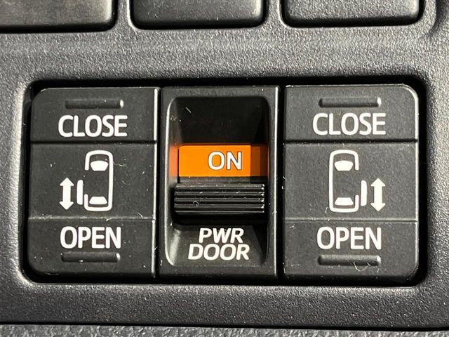 TOYOTA ESQUIRE 4WD 2015 Image 31