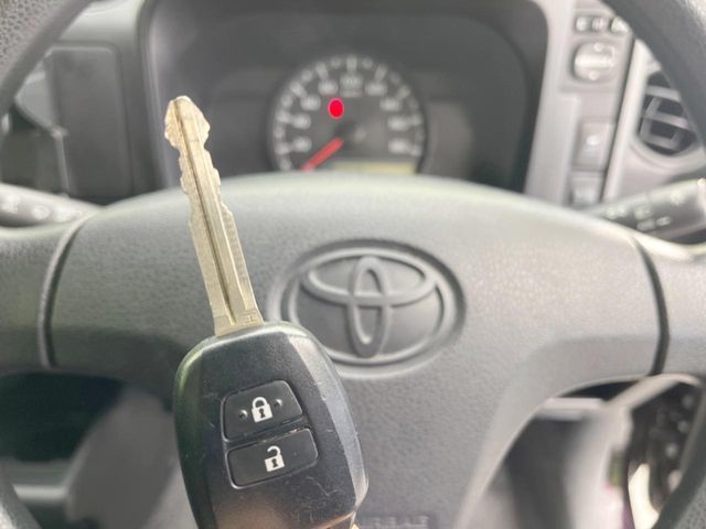 TOYOTA PROBOX VAN 2WD 2021 Image 31