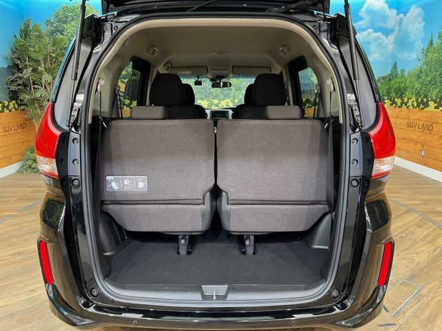 HONDA FREED HYBRID 4WD 2023 Image 31