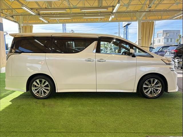 TOYOTA VELLFIRE 2017 Image 31