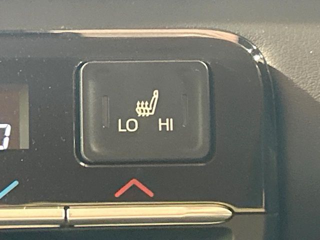 TOYOTA NOAH 2023 Image 31