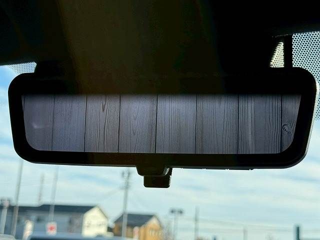 TOYOTA HIACE VAN 2WD 2023 Image 31