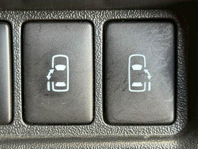 TOYOTA HIACE VAN 2WD 2023 Image 31