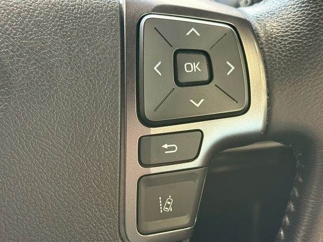 TOYOTA HIACE VAN 2WD 2023 Image 31