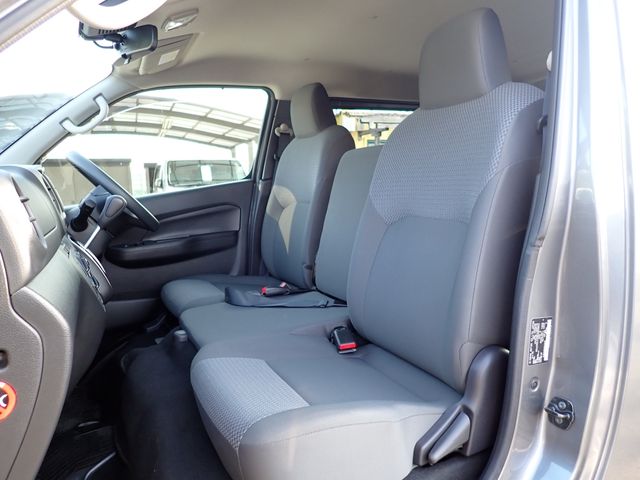 NISSAN CARAVAN VAN 2WD 2022 Image 31