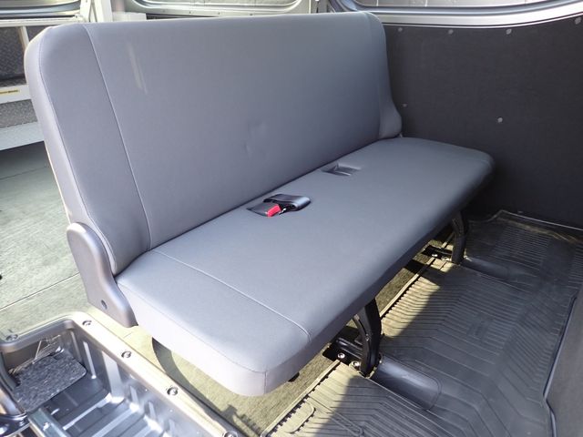 NISSAN CARAVAN VAN 2WD 2022 Image 31