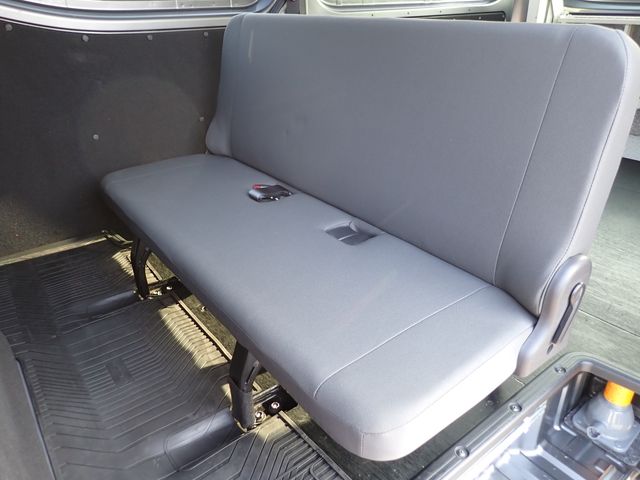 NISSAN CARAVAN VAN 2WD 2022 Image 31