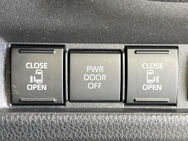 TOYOTA SIENTA HYBRID 2023 Image 31