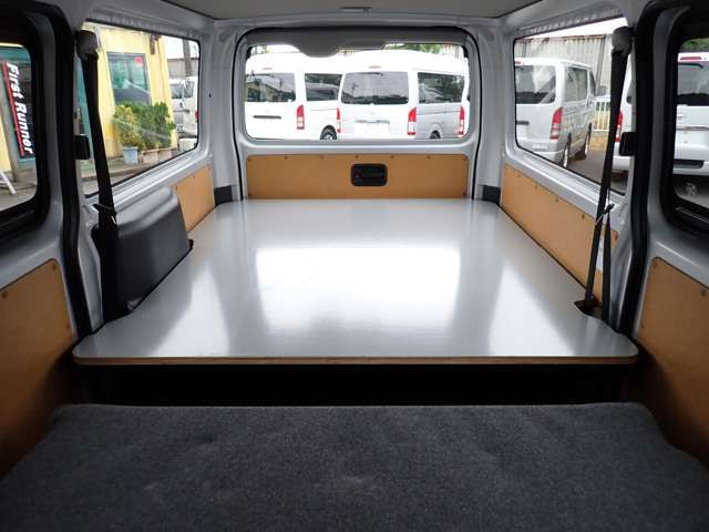 TOYOTA HIACE VAN 1.15T 2WD 2022 Image 31