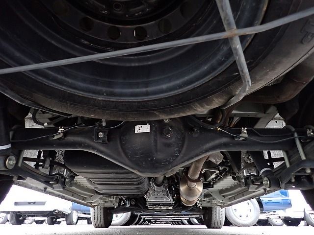 TOYOTA HIACE VAN 1.15T 2WD 2022 Image 31