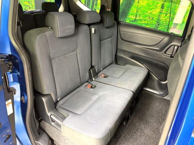 TOYOTA SIENTA HYBRID 2015 Image 31